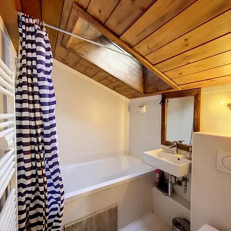 3br Centre Living In Lejlighed *